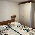 Zemva - Apartma Ela Lejlighed *