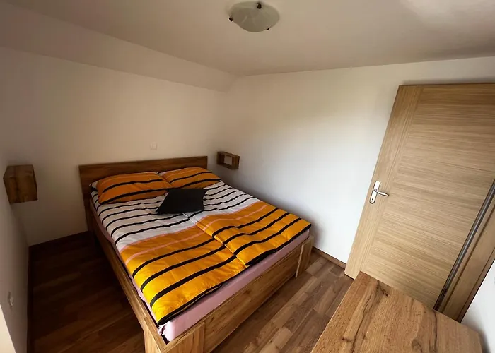 Zemva - Apartma Ela * Zgornje Gorje
